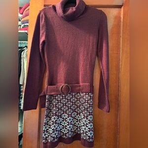 VENUS Plum Knit Dress with Floral Design